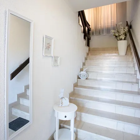 Casa de hóspedes Sanabor Postojna