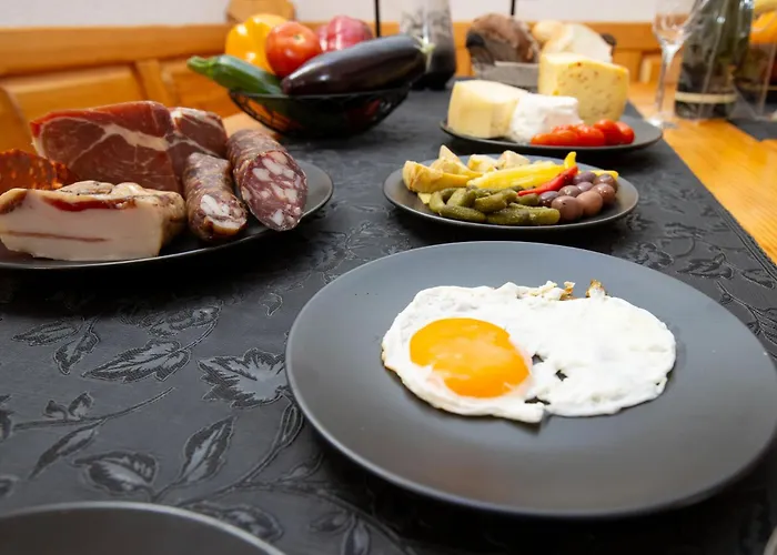 Πανσιόν Sanabor