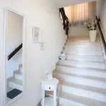 ゲストハウス Sanabor ポストイナ